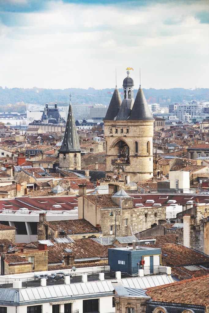 Trésor en Gironde : Majestueuse Grosse Cloche à Bordeaux