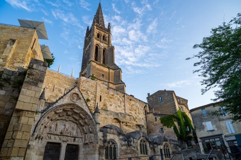 Trésor en Gironde : la surprenante église monolithique de Saint-Emilion
